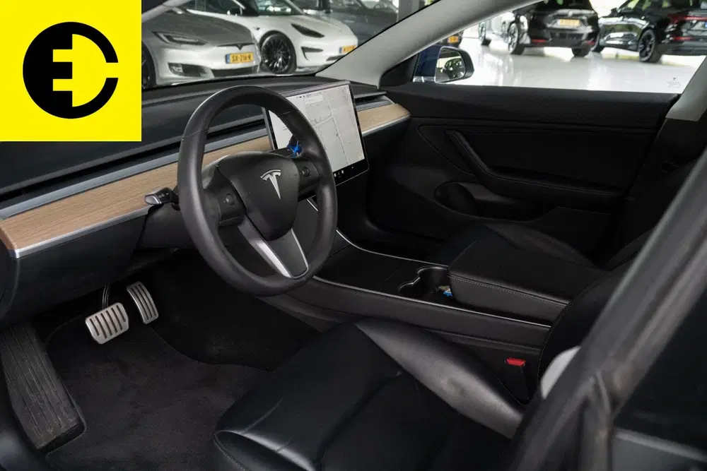 Tesla Model 3 Performance AWD 75 kWh uit 2019, foto 4
