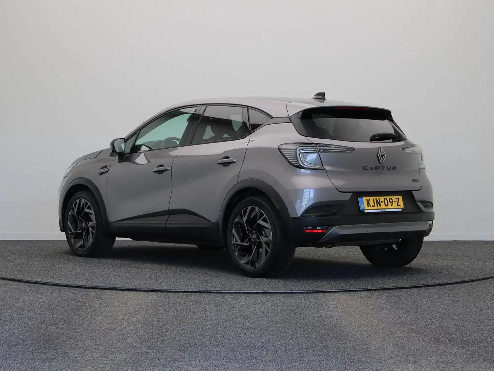 Renault Captur 1.6 E-Tech full hybrid 145 esprit Alpine uit 2025, foto 2