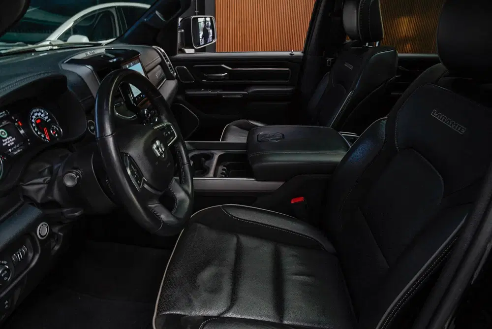 Dodge RAM 5.7 V8 4x4 Crew Cab Laramie Panodak Harman uit 2022, foto 12