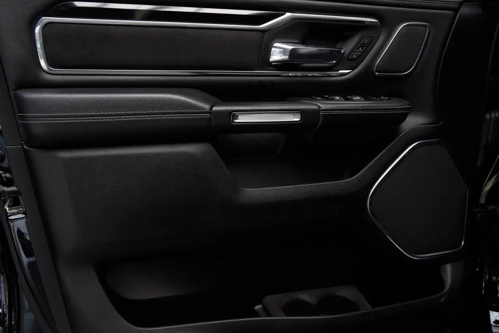 Dodge RAM 5.7 V8 4x4 Crew Cab Laramie Panodak Harman uit 2022, foto 14