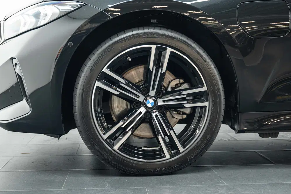 BMW 3-serie 330e M Sport Automaat uit 2026, foto 4