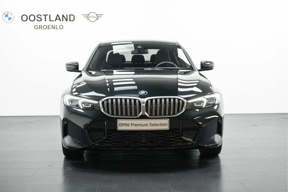 BMW 3-serie 330e M Sport Automaat uit 2026, foto 5