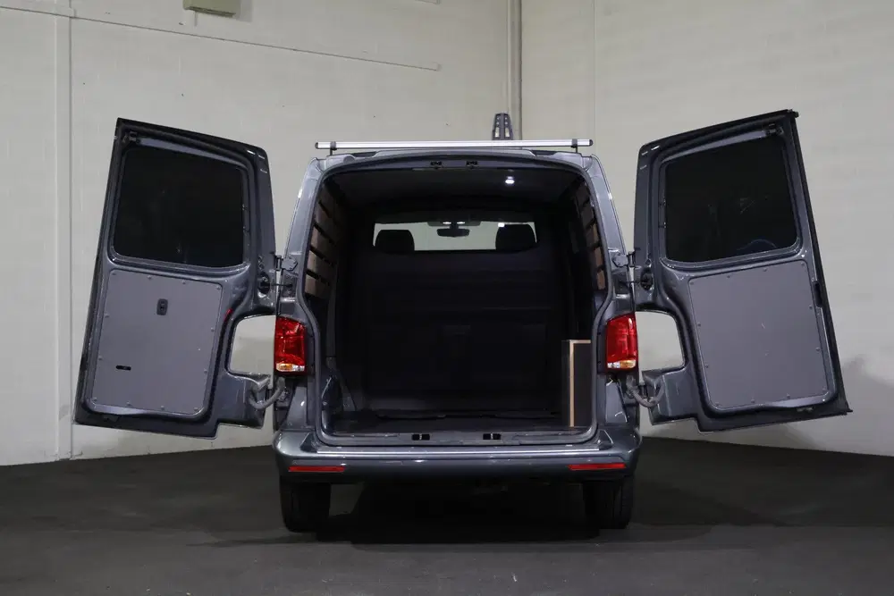 Volkswagen Transporter 2.0 TDI Bulli L1 H1 Automaat Leer Led uit 2020, foto 11