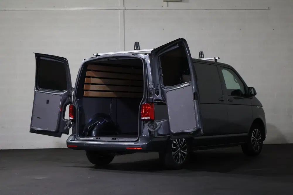 Volkswagen Transporter 2.0 TDI Bulli L1 H1 Automaat Leer Led uit 2020, foto 12
