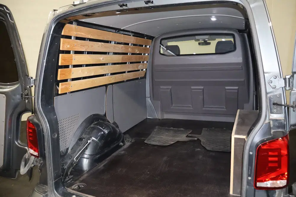 Volkswagen Transporter 2.0 TDI Bulli L1 H1 Automaat Leer Led uit 2020, foto 15
