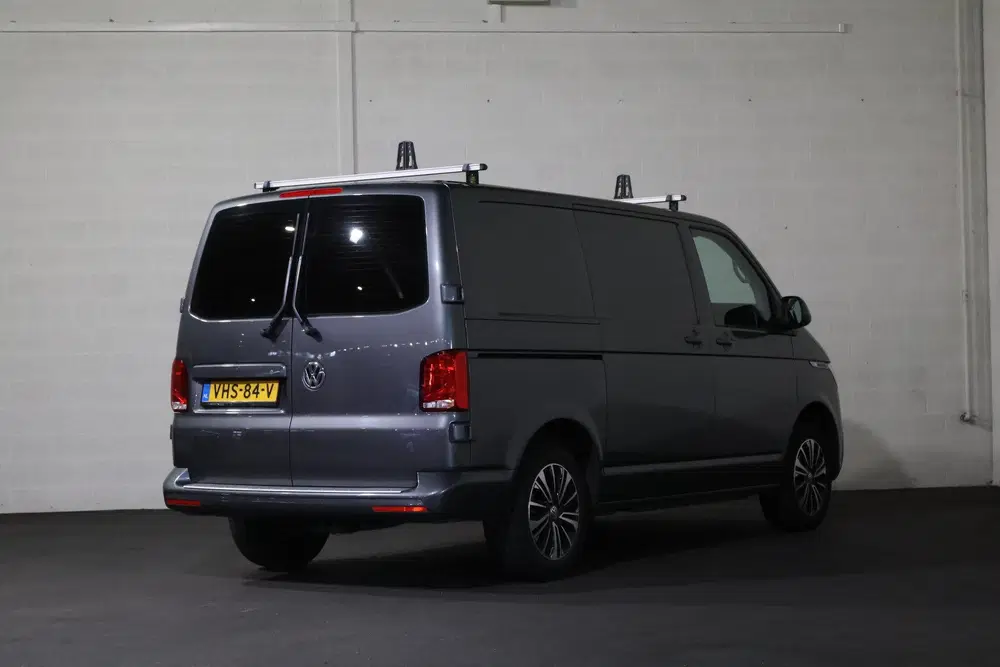Volkswagen Transporter 2.0 TDI Bulli L1 H1 Automaat Leer Led uit 2020, foto 7