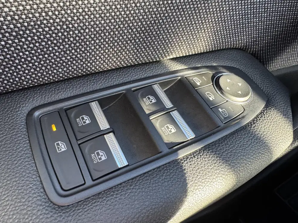 Renault Captur 1.3 mild hybrid 160 Techno+Pack Winter uit 2025, foto 14