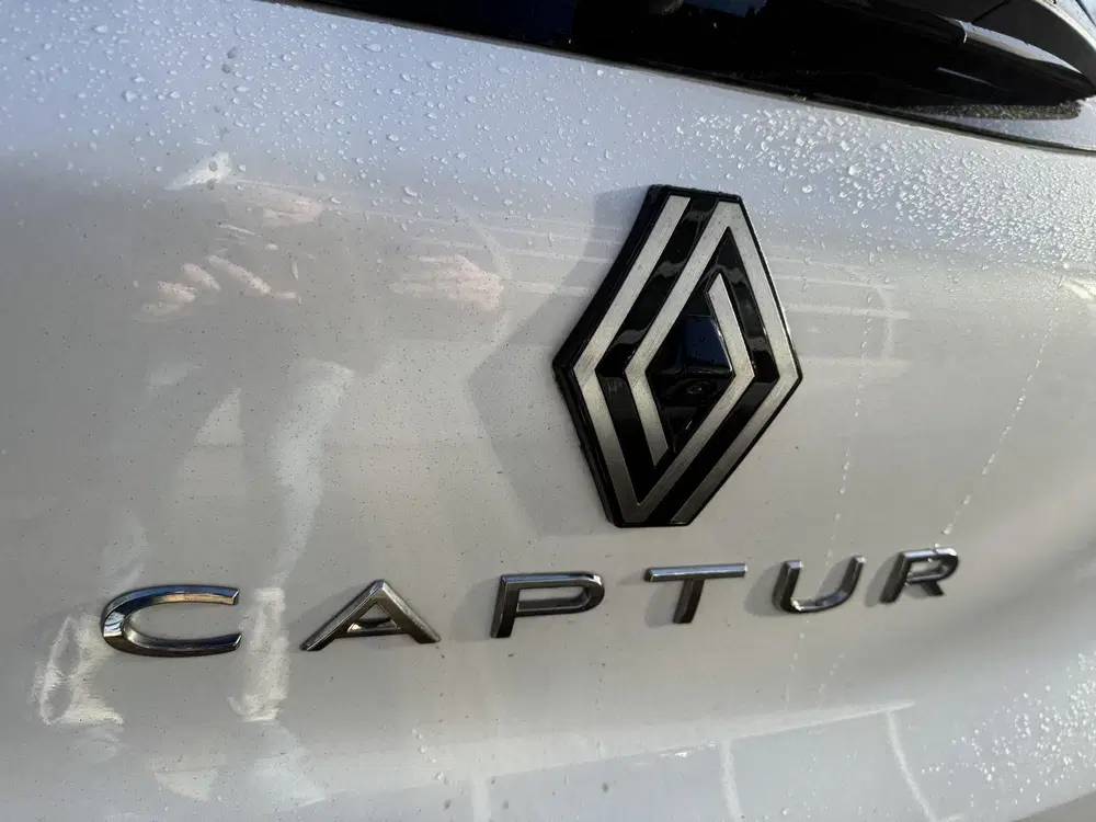 Renault Captur 1.3 mild hybrid 160 Techno+Pack Winter uit 2025, foto 7