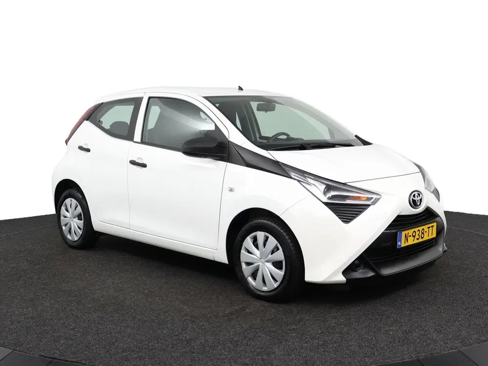Toyota Aygo 1.0 VVT-i x-fun uit 2022, foto 6