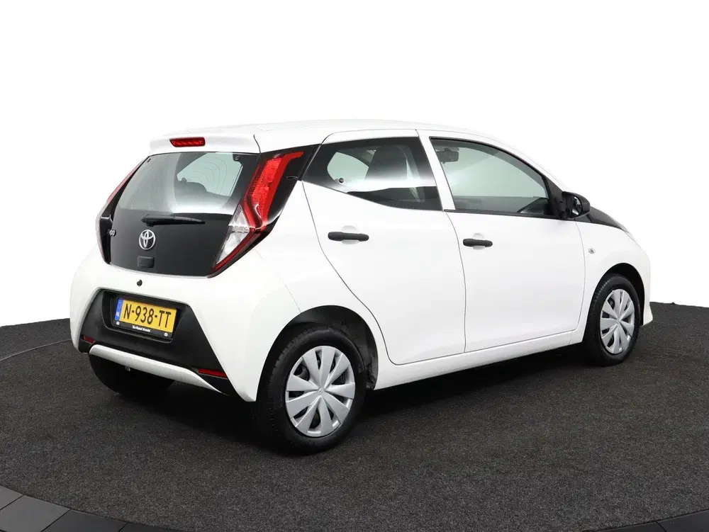 Toyota Aygo 1.0 VVT-i x-fun uit 2022, foto 7