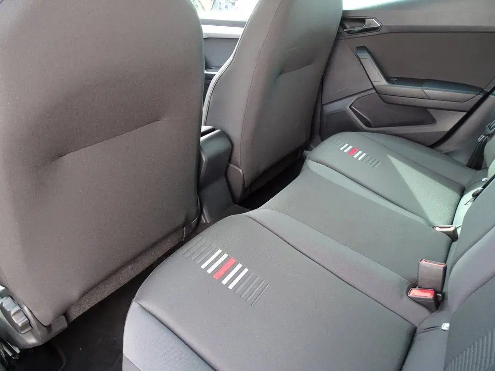 SEAT Arona 1.0 TSI FR Business Intense uit 2020, foto 8