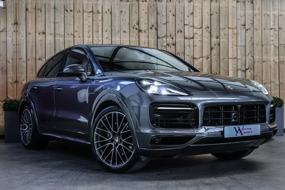 Porsche Cayenne Cayenne Coupé 3.0 E-Hybrid *Pano*Sport Des uit 2021, foto 15