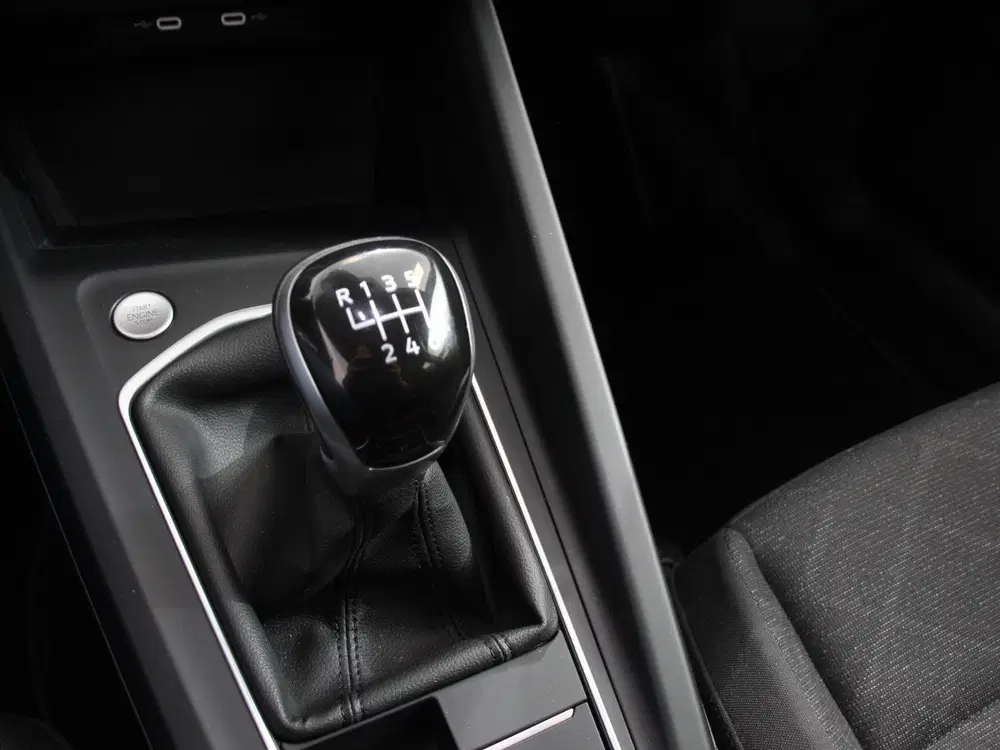 Volkswagen Golf 1.0 TSI 110pk Life Digitale Cockpit uit 2022, foto 12