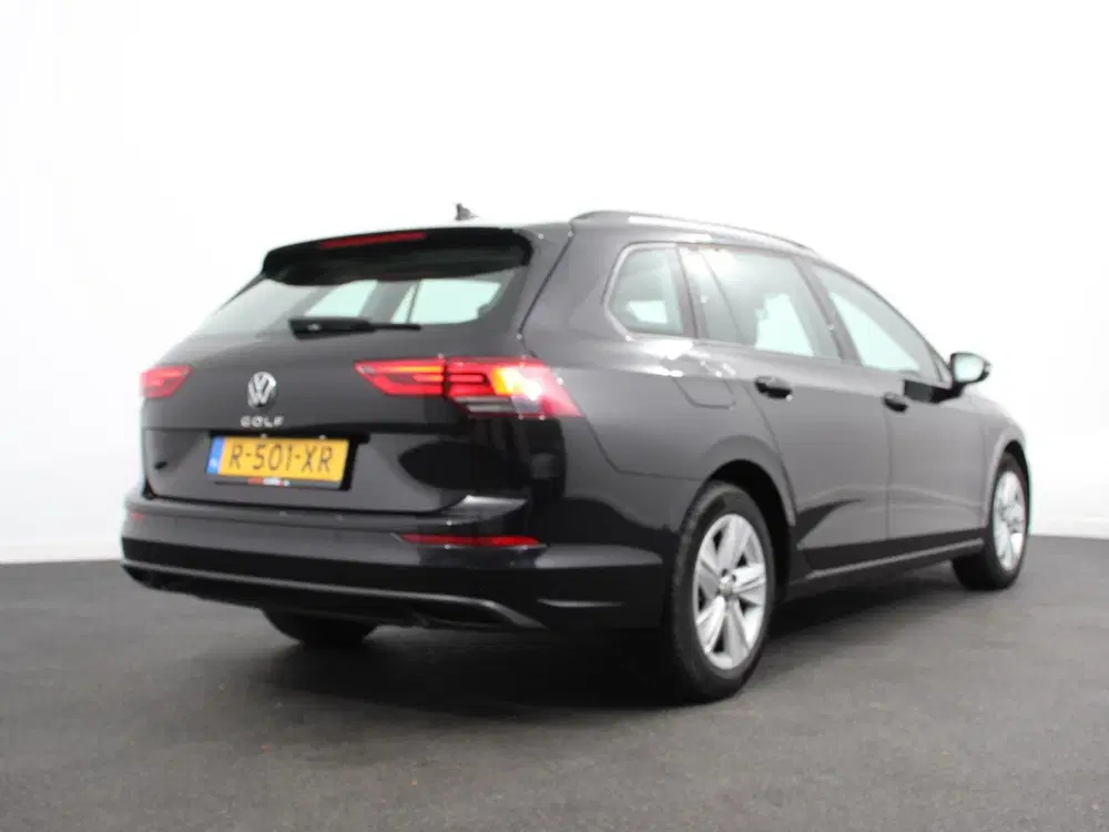 Volkswagen Golf 1.0 TSI 110pk Life Digitale Cockpit uit 2022, foto 6