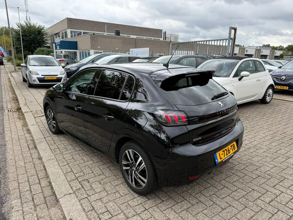 Peugeot 208 1.2 PureTech Allure 100PK Automaat uit 2020, foto 7