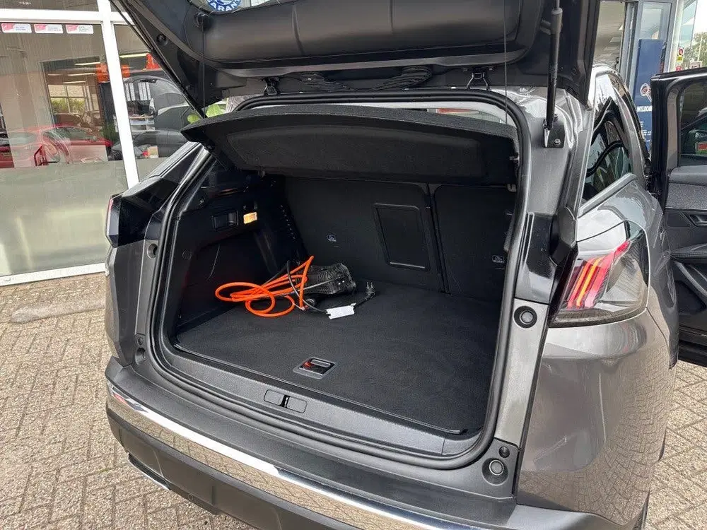 Peugeot 3008 1.6 HYBRID ALLURE PHEV PLUG-IN uit 2022, foto 11