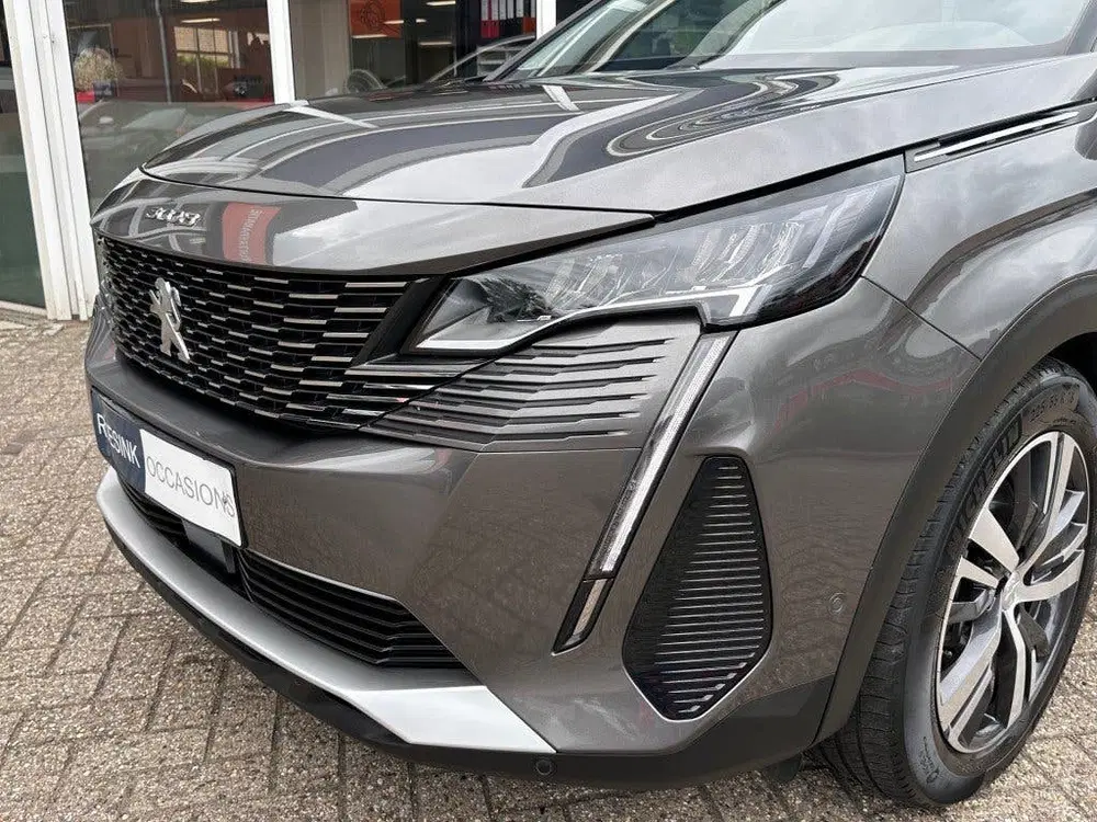 Peugeot 3008 1.6 HYBRID ALLURE PHEV PLUG-IN uit 2022, foto 2