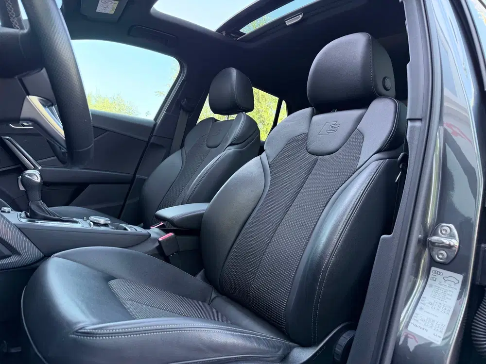Audi Q2 35 TFSI S Edition Pano uit 2023, foto 12