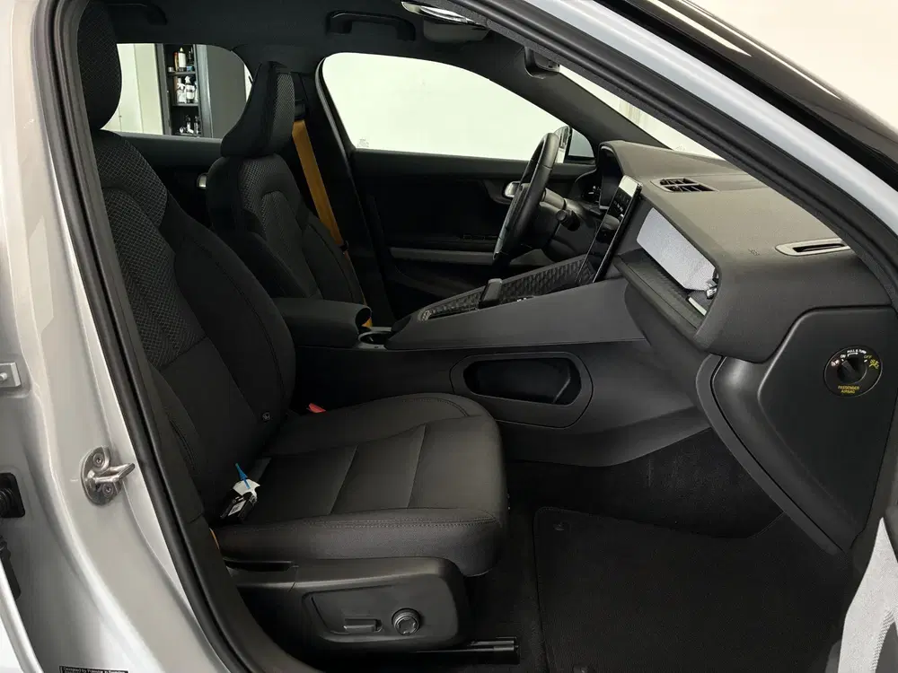 Polestar 2 Long Range Dual Motor Performance 78 kWh uit 2023, foto 8