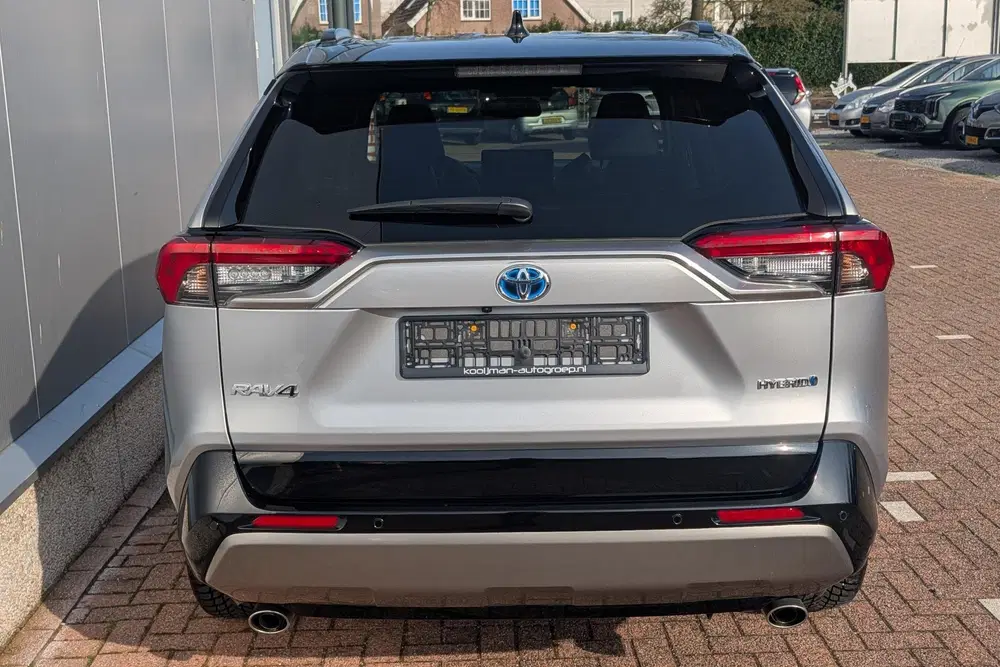 Toyota RAV 4 AWD Bi-tone uit 2025, foto 5