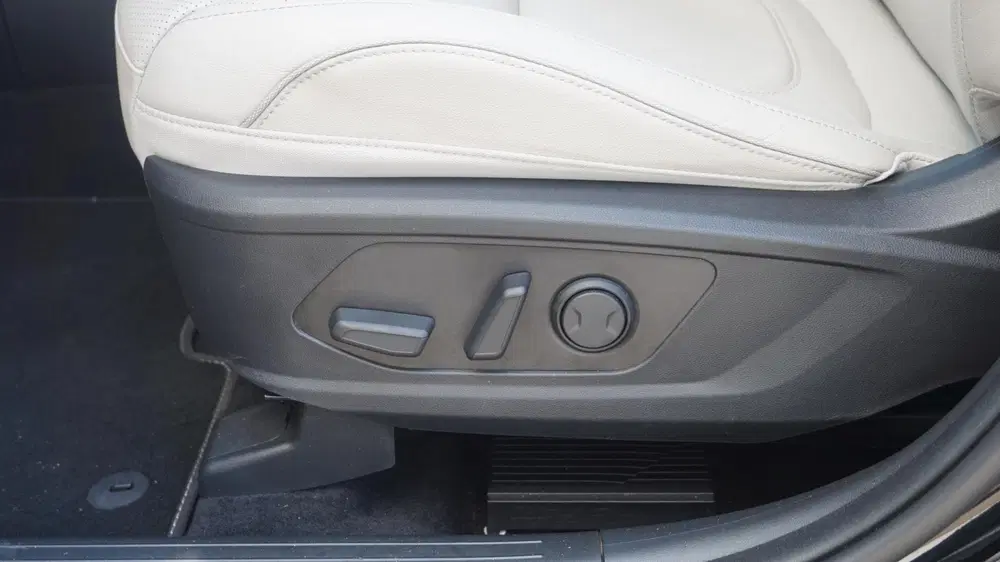 Hyundai TUCSON 1.6 T-GDI HEV Premium Sky Panoramadak uit 2023, foto 10