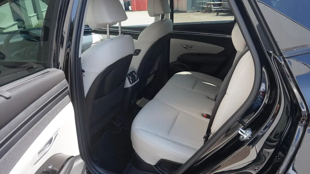 Hyundai TUCSON 1.6 T-GDI HEV Premium Sky Panoramadak uit 2023, foto 12