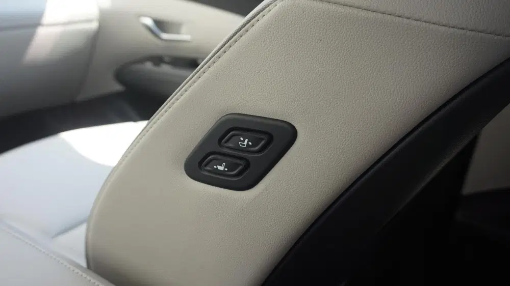 Hyundai TUCSON 1.6 T-GDI HEV Premium Sky Panoramadak uit 2023, foto 15