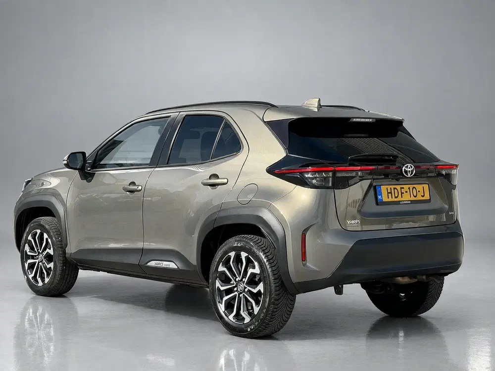 Toyota Yaris Cross 1.5 Hybrid 115 First Edition uit 2025, foto 14