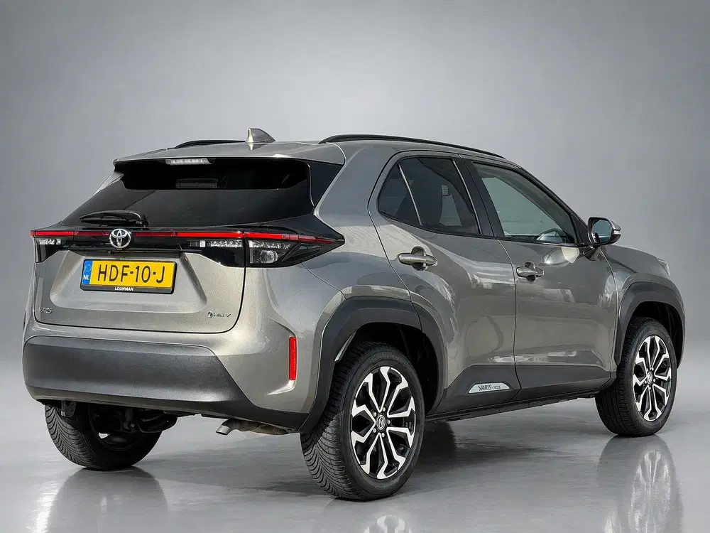 Toyota Yaris Cross 1.5 Hybrid 115 First Edition uit 2025, foto 2