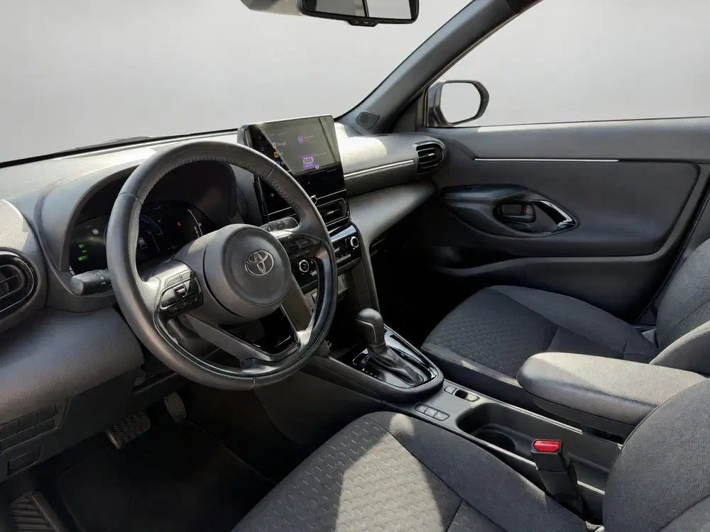 Toyota Yaris Cross 1.5 Hybrid 115 First Edition uit 2025, foto 4