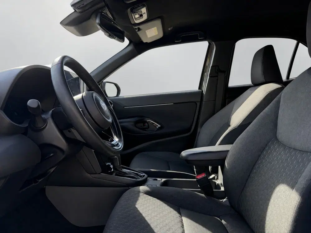 Toyota Yaris Cross 1.5 Hybrid 115 First Edition uit 2025, foto 9