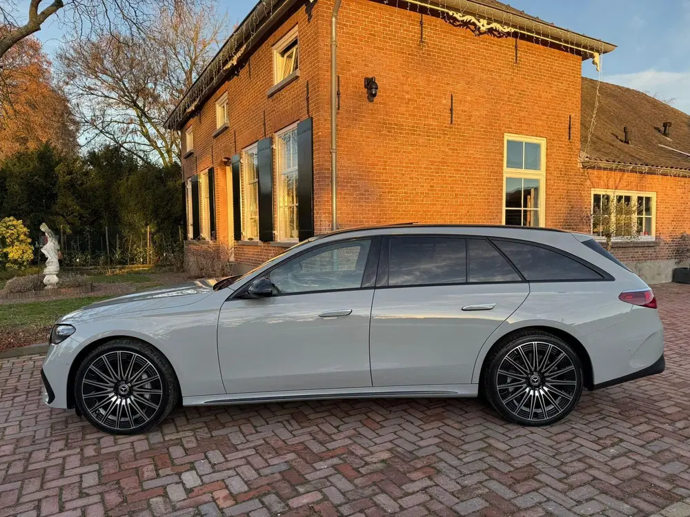 Mercedes-Benz E-Klasse 450 4MATIC AMG Line 21" HUD-Pa uit 2024, foto 3