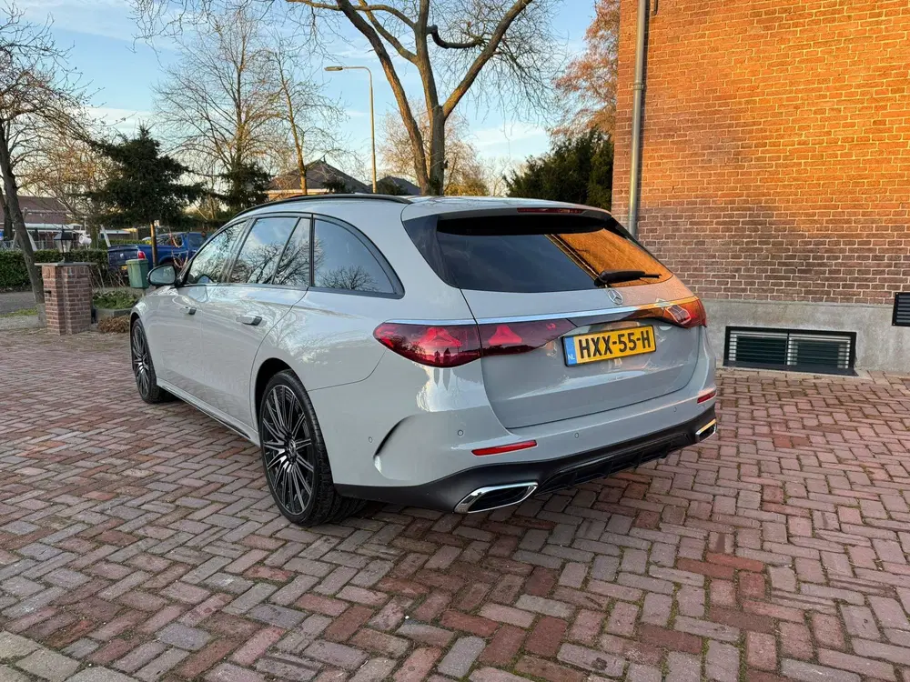 Mercedes-Benz E-Klasse 450 4MATIC AMG Line 21" HUD-Pa uit 2024, foto 4