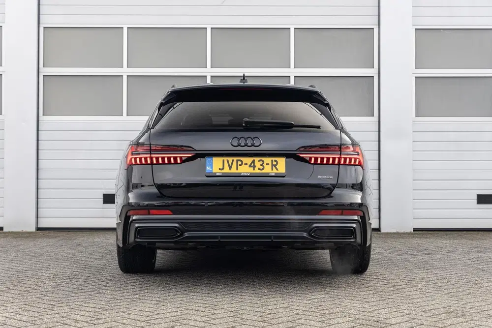 Audi A6 55 TFSIe 367pk quattro S edition Competiti uit 2022, foto 11