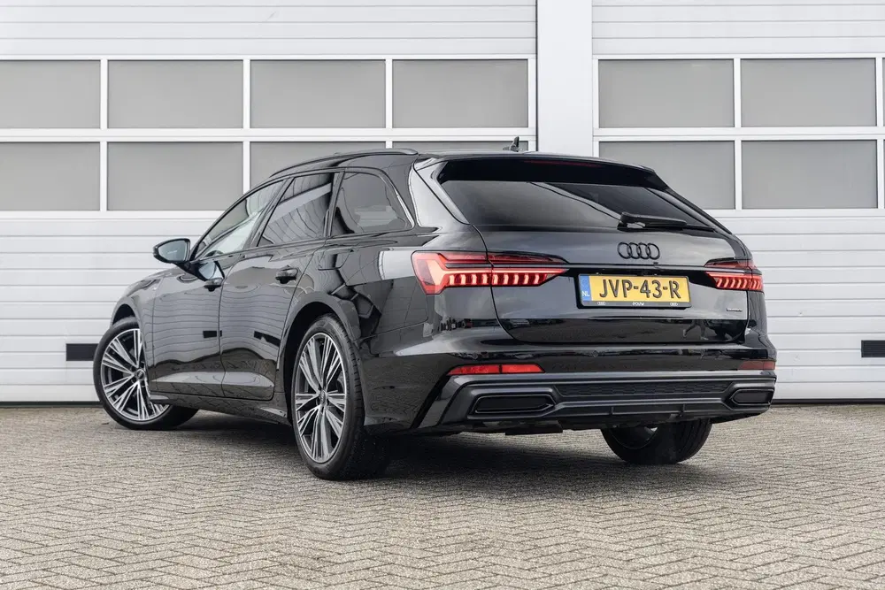 Audi A6 55 TFSIe 367pk quattro S edition Competiti uit 2022, foto 13