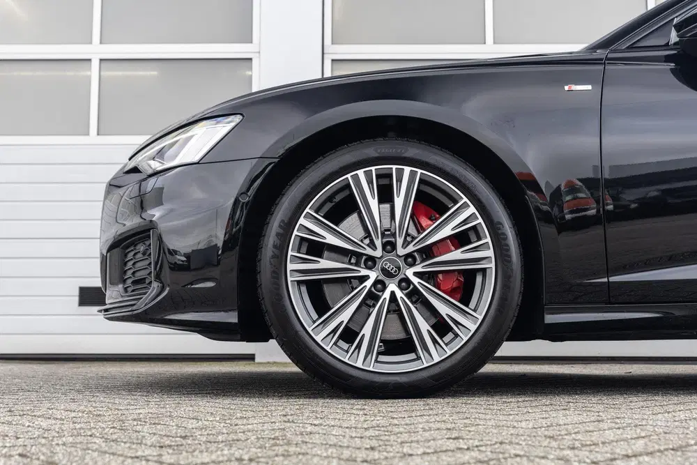 Audi A6 55 TFSIe 367pk quattro S edition Competiti uit 2022, foto 15