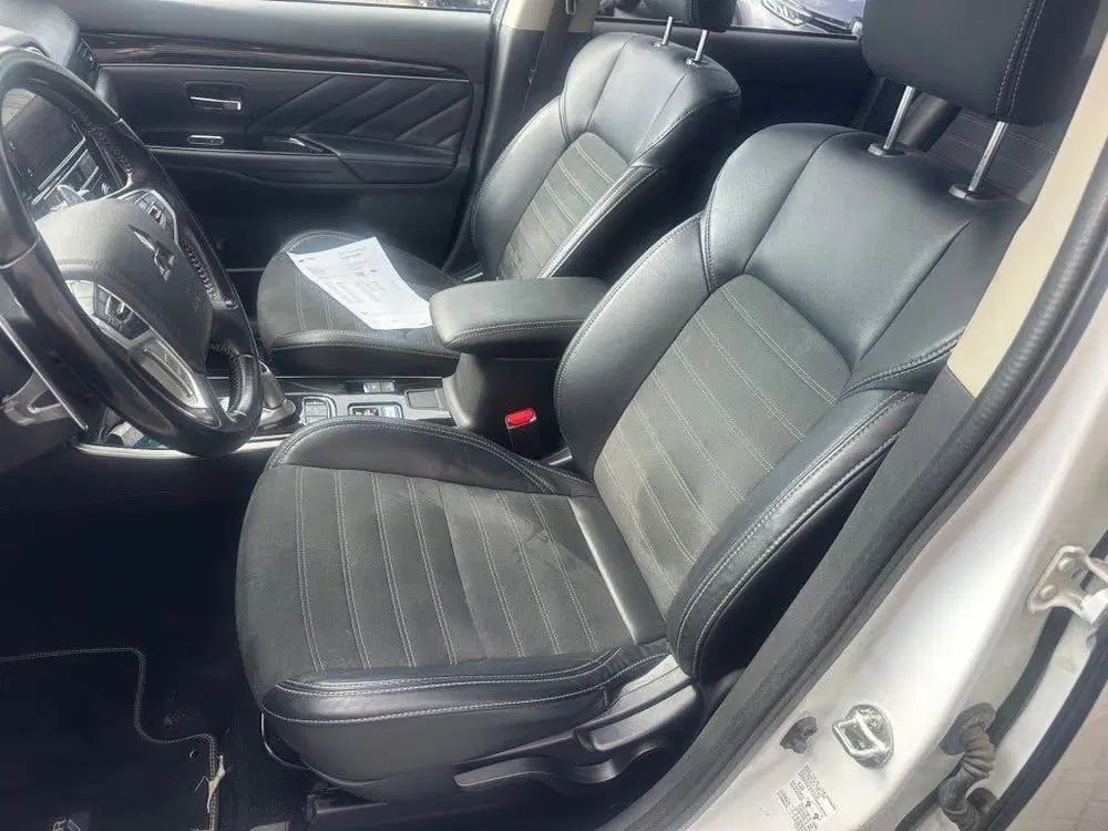 Mitsubishi Outlander 2.4 PHEV PURE+afn trekhaak orig ned aut uit 2019, foto 11