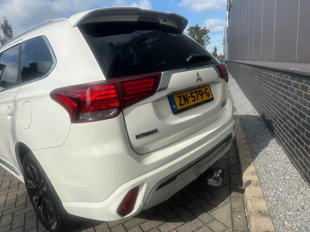 Mitsubishi Outlander 2.4 PHEV PURE+afn trekhaak orig ned aut uit 2019, foto 7