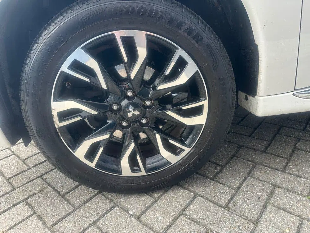Mitsubishi Outlander 2.4 PHEV PURE+afn trekhaak orig ned aut uit 2019, foto 8