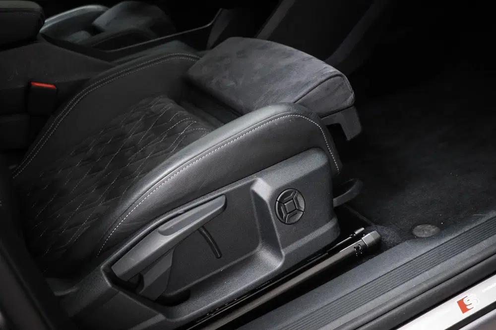 Audi Q4 e-tron 40 Edition 77 kWh uit 2022, foto 15