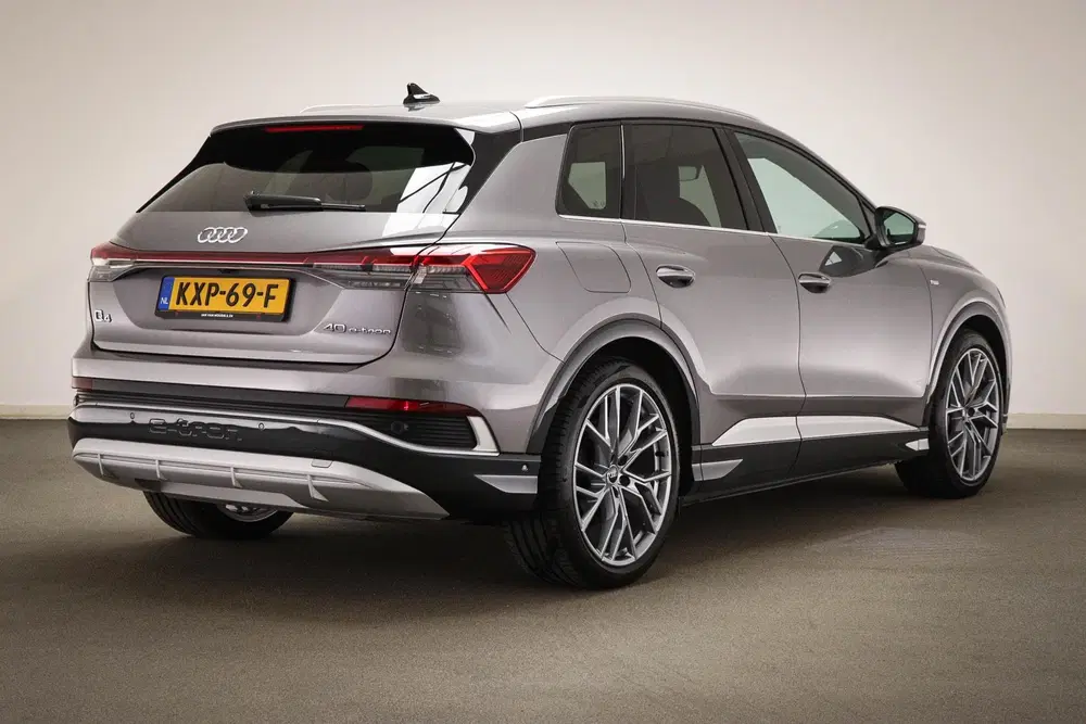 Audi Q4 e-tron 40 Edition 77 kWh uit 2022, foto 2