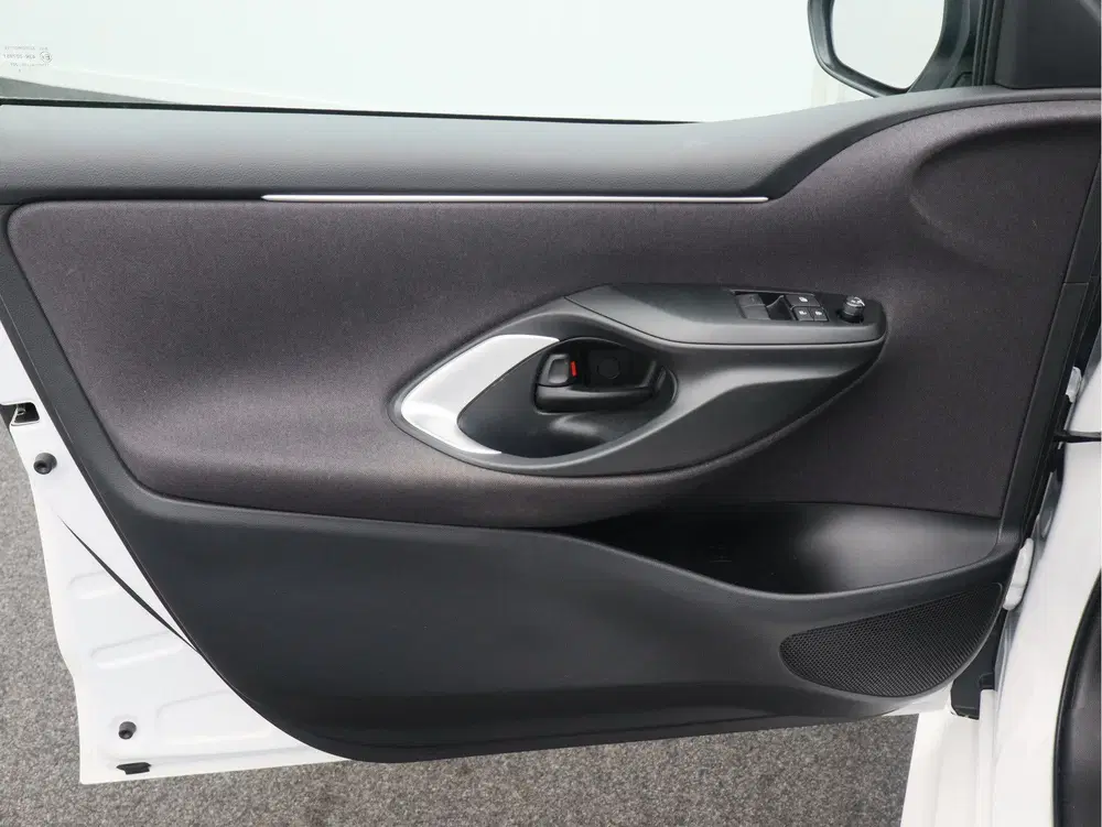 Toyota Yaris 1.5 Hybrid 115 Comfort uit 2024, foto 6