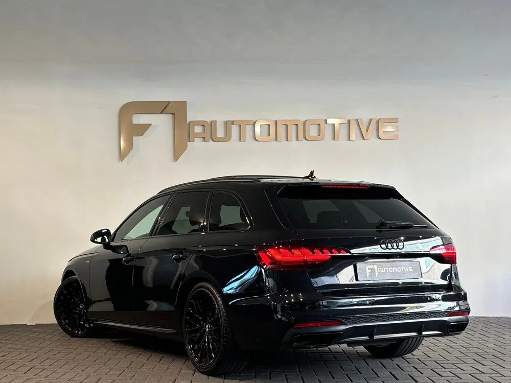 Audi A4 35 TFSI S Line Pano uit 2022, foto 6