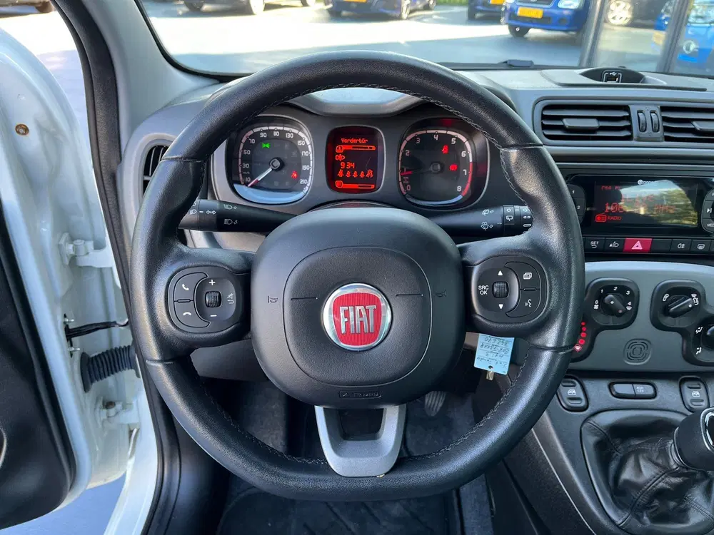 Fiat Panda 1.2 Lounge AIRCO HOGE INSTAP uit 2019, foto 11