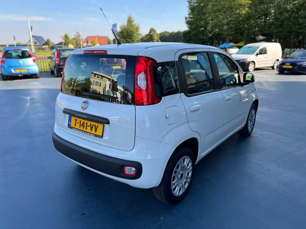 Fiat Panda 1.2 Lounge AIRCO HOGE INSTAP uit 2019, foto 5