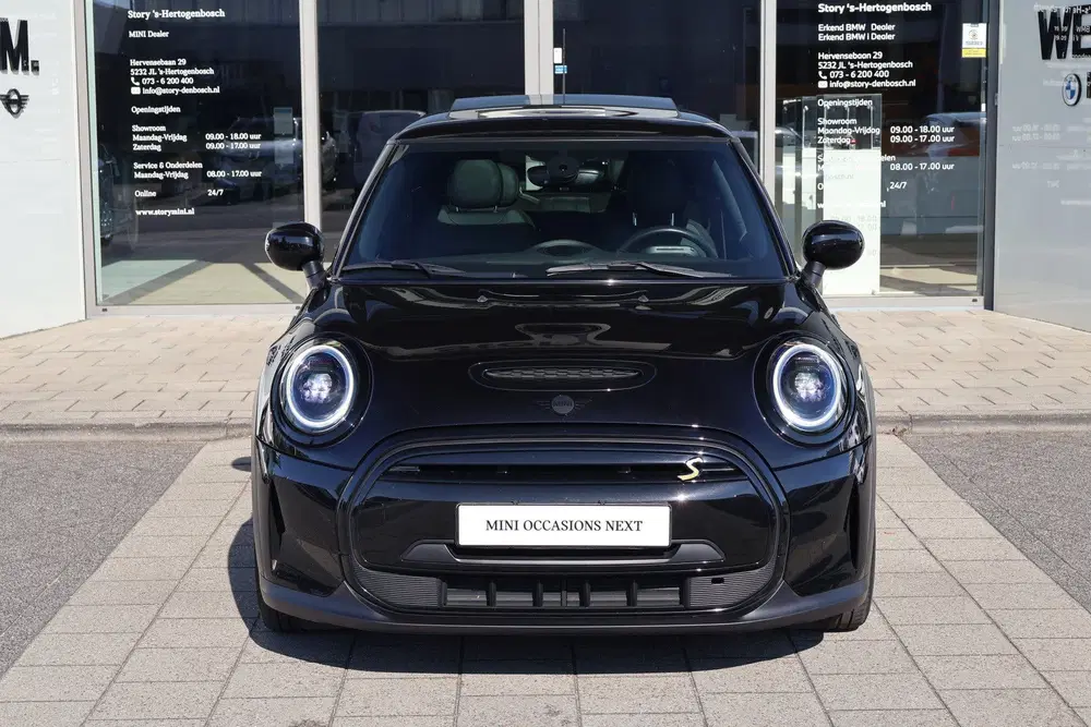 Mini Electric Classic uit 2022, foto 3