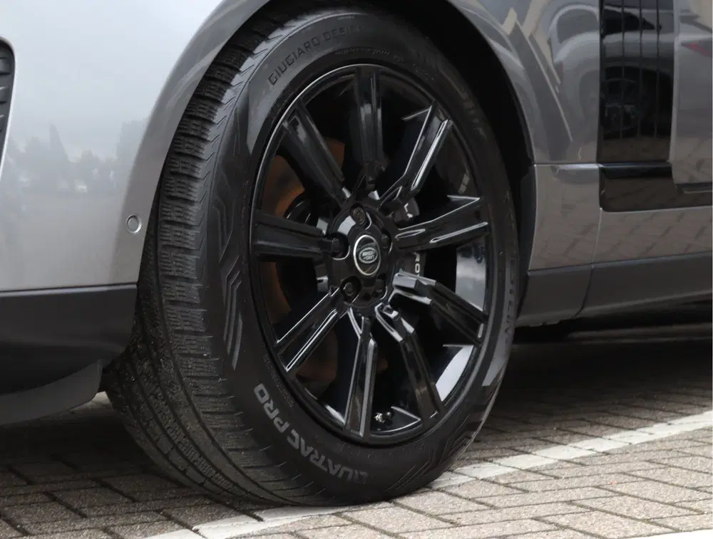 Land Rover Range Rover 2.0 P400e Vogue uit 2020, foto 12