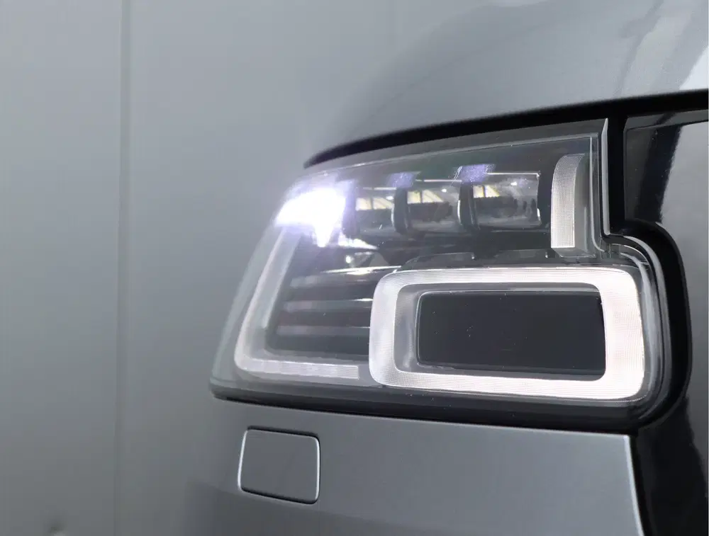 Land Rover Range Rover 2.0 P400e Vogue uit 2020, foto 9
