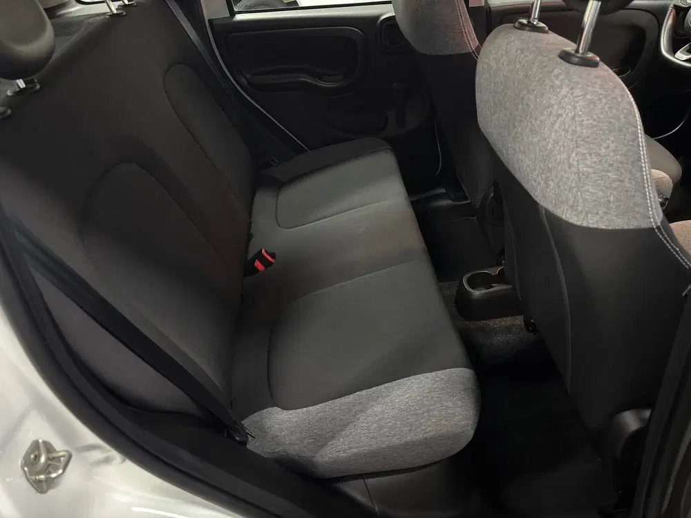 Fiat Panda 1.0 Hybrid City Life uit 2022, foto 14