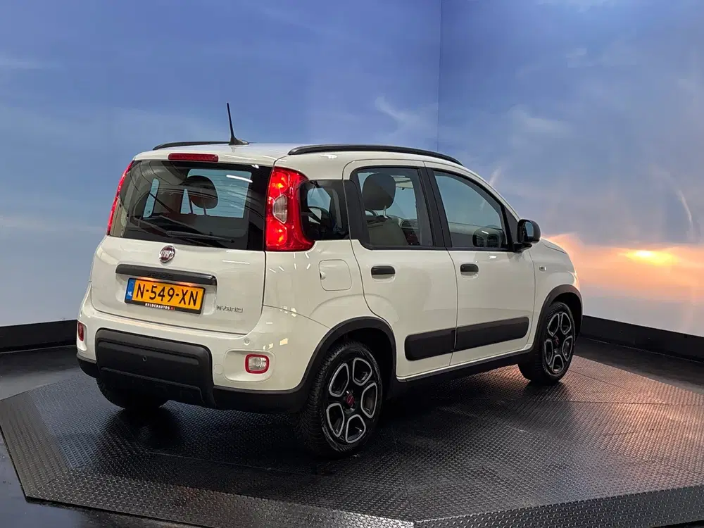 Fiat Panda 1.0 Hybrid City Life uit 2022, foto 6